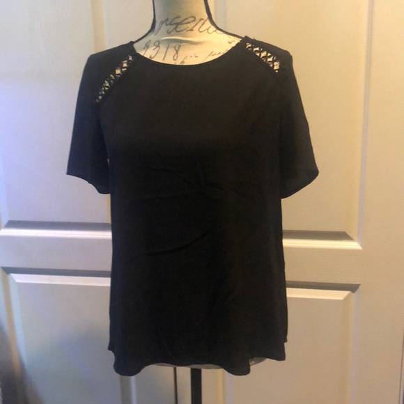 ELODIE-TATE TOP IN BLACK